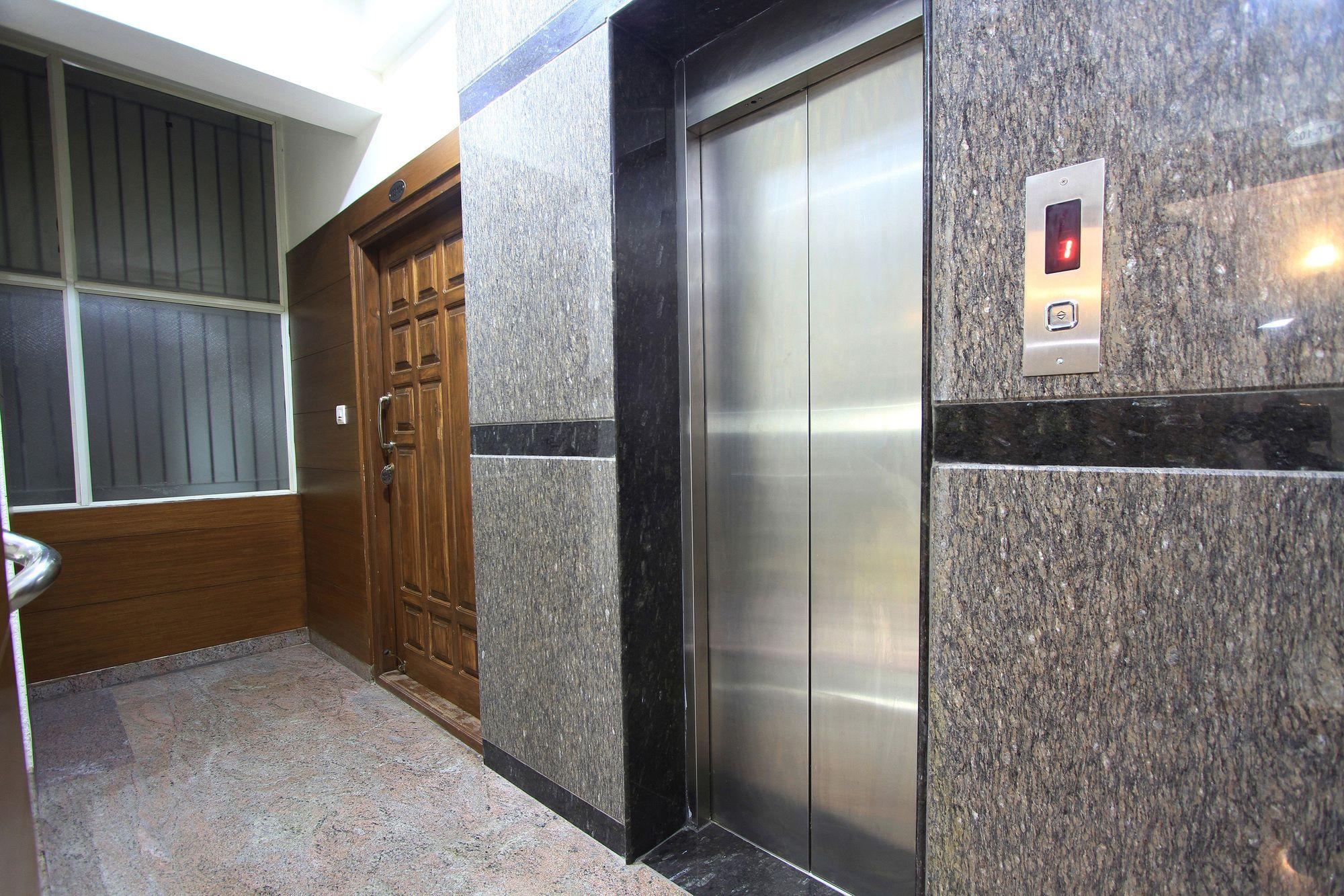 Oyo 4797 Lulu Hospitality Hotel Yelahanka Luaran gambar