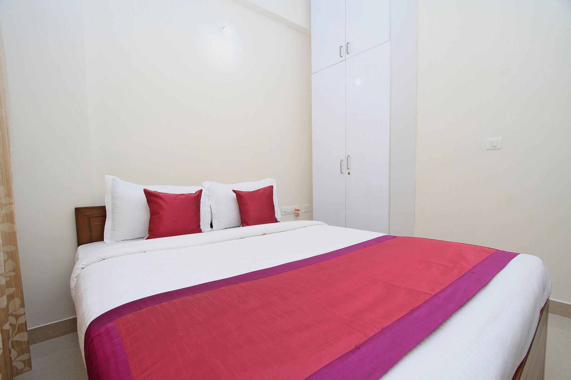 Oyo 4797 Lulu Hospitality Hotel Yelahanka Luaran gambar