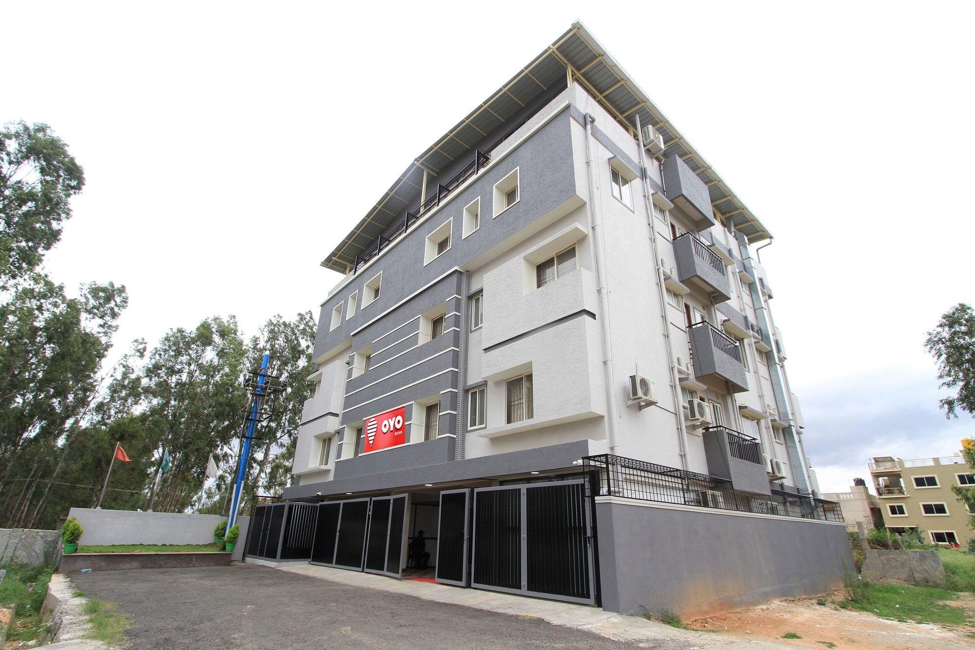 Oyo 4797 Lulu Hospitality Hotel Yelahanka Luaran gambar