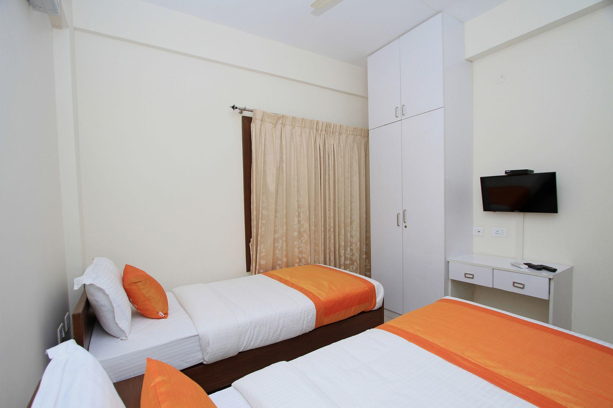 Oyo 4797 Lulu Hospitality Hotel Yelahanka Luaran gambar
